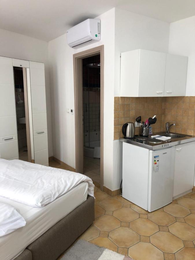 Aparthotel Cross Street 4 Ljubljana Eksteriør billede