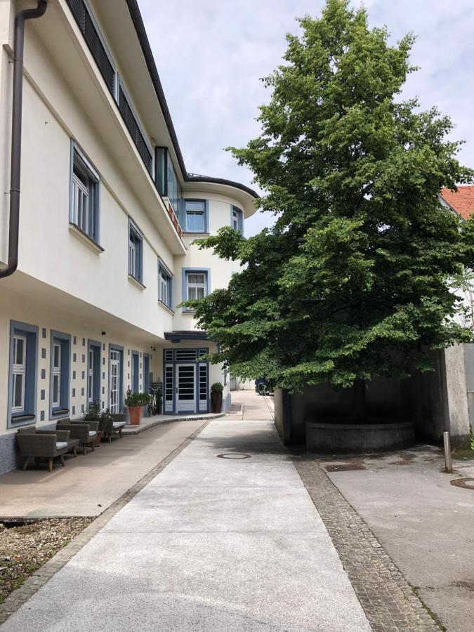 Aparthotel Cross Street 4 Ljubljana Eksteriør billede
